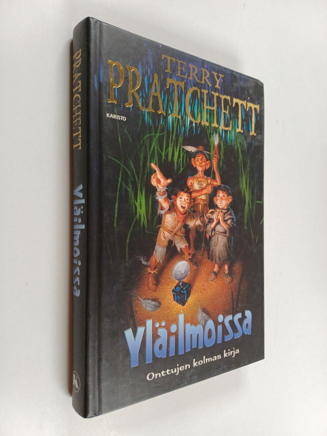 Terry Pratchett : Yläilmoissa : Onttujen kolmas kirja