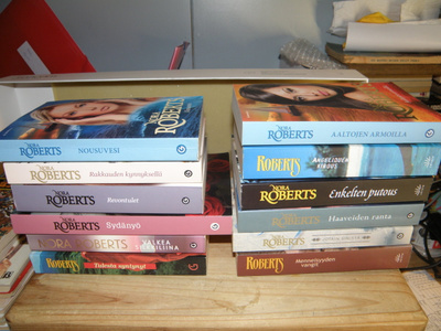 Nora Roberts valikoima 2 nidottuja