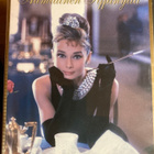 AAMIAINEN TIFFANYLLA - AUDREY HEPBURN - pikkukuva 1