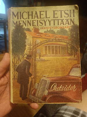 Outsider: Michael etsii menneisyyttään