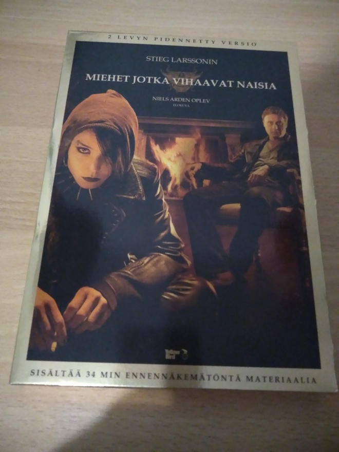 TYTTÖ JOKA LEIKKI TULELLA      2 DVD               nordic