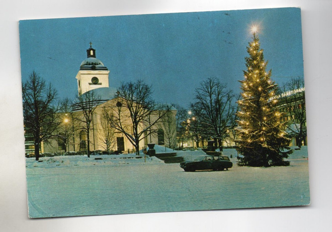 Hämeenlinna:  kirkko joulukuussa