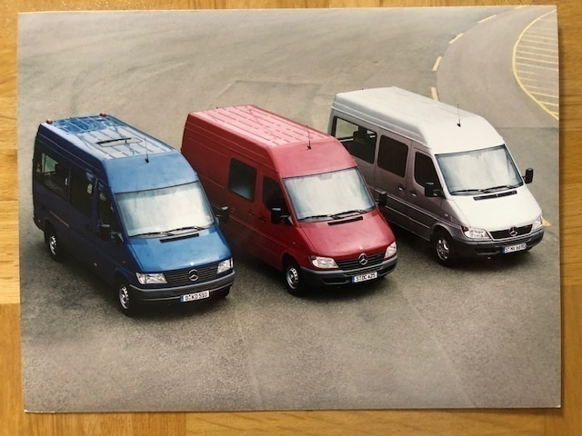 Lehdistökuva Mercedes-Benz Sprinter pakettiauto
