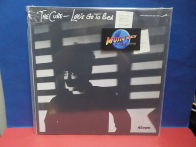 THE CURE - LETS GO TO BED M-/EX+ 12" SINGLE