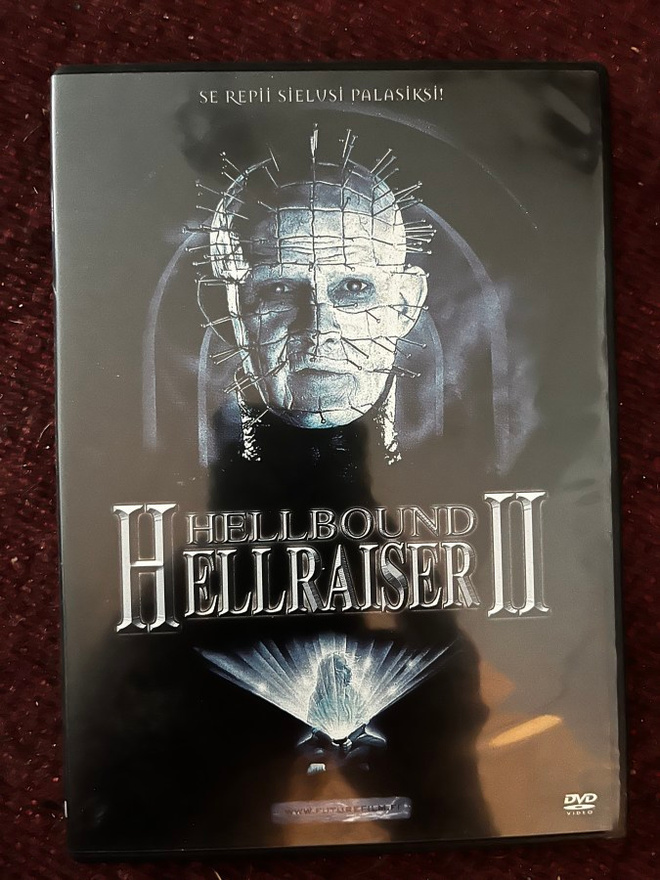 DVD: Hellraiser 2 - Hellbound