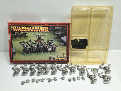 WHFB - 12kpl Black Orcs