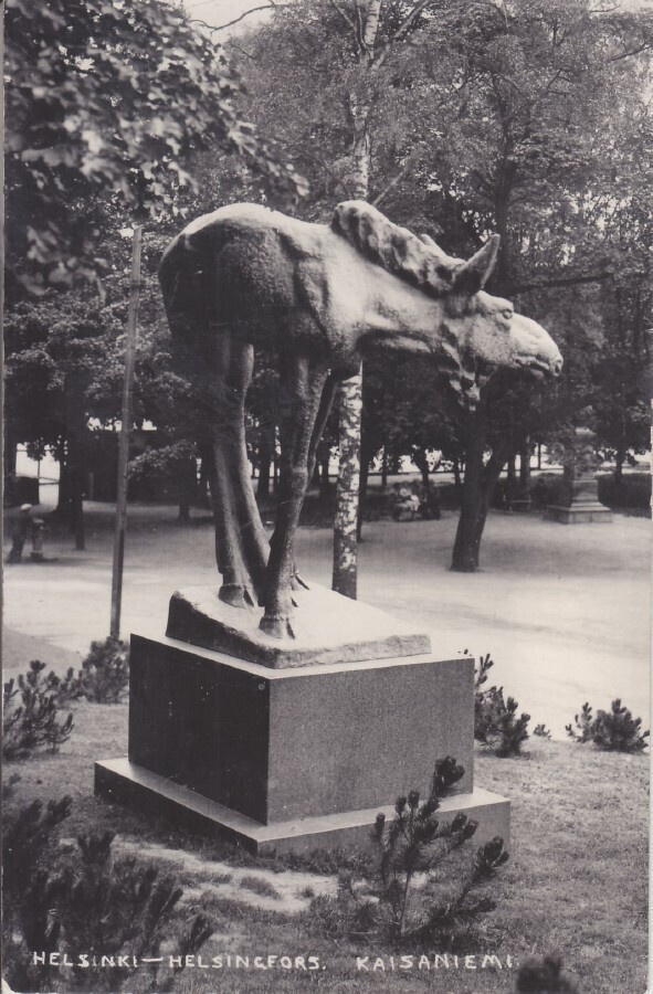 Helsinki kortti Kaisaniemi hirvipatsas.