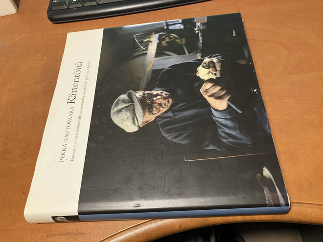 PEKKA KAUTOVAARA KÄTTENTÖITÄ 2002 HYVÄ