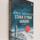 Nele Neuhaus : Stora stygga vargen - pikkukuva 1