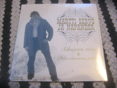 Martti Servo ja Napander - Aikuinen mies (cds)