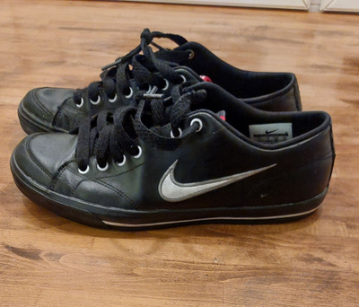 Nike Tennarit mustat nahka koko 40