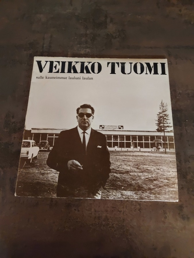 Veikko Tuomi - Sulle Kauneimmat Lauluni Laulan