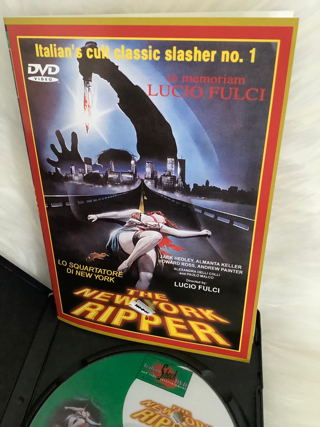 THE NEW YORK RIPPER    (1982)