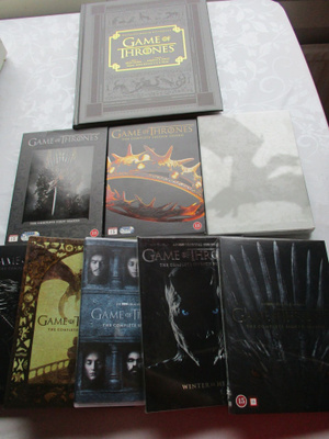 GAME OF THRONES DVD 1-8 BOXIT + KIRJA