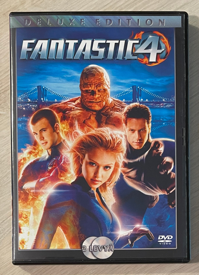 Marvel: IHMENELOSET (2005) 2 levyn erikoisjulkaisu
