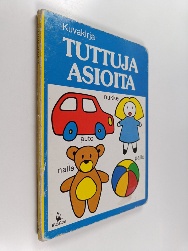 Tuttuja asioita : kuvakirja