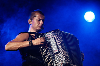 SUOMALAISTA NYKYKANSANMUSIIKKIA 5 EUR(KPL,HUUDA JA VALITSE