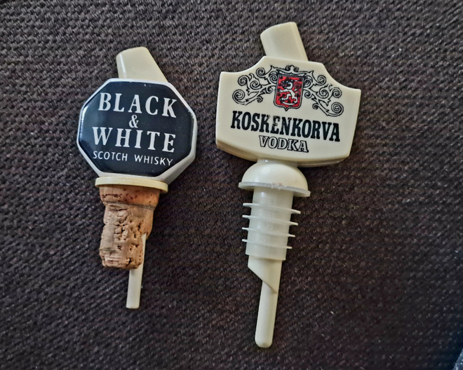 kaatonokat, Black & White & Koskenkorva