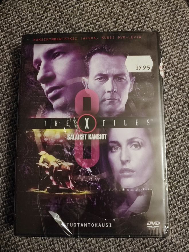 X-Files Salaiset kansiot Kausi 8 UUSI