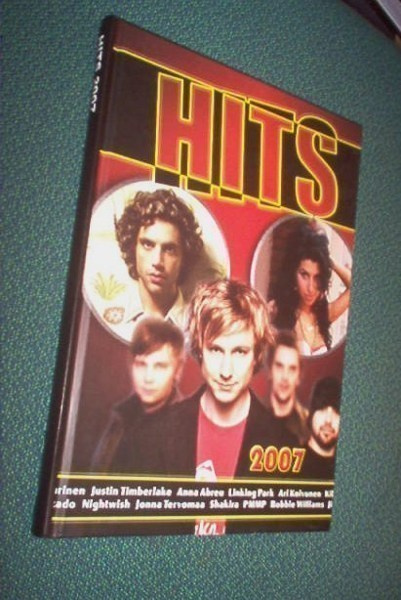 HITS 2007 Nuottikirja (Sis.p o s t i k u l u t )