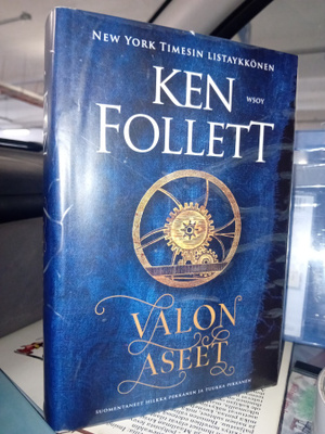 Follett : Valon aseet ( SIS POSTIKULU )