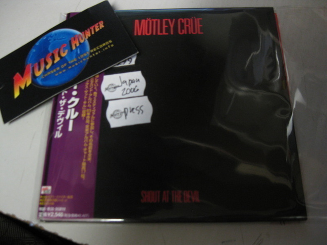 MÖTLEY CRUE - SHOUT AT THE DEVIL - JAPAN 2006 PAINOS UUSI CD