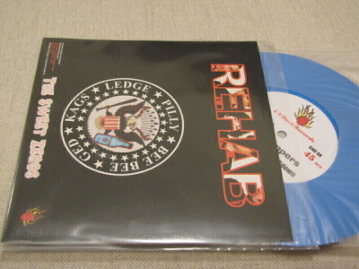 Sweet Zeros / Humpers split 7 45 UK 2008 sin vinyyli
