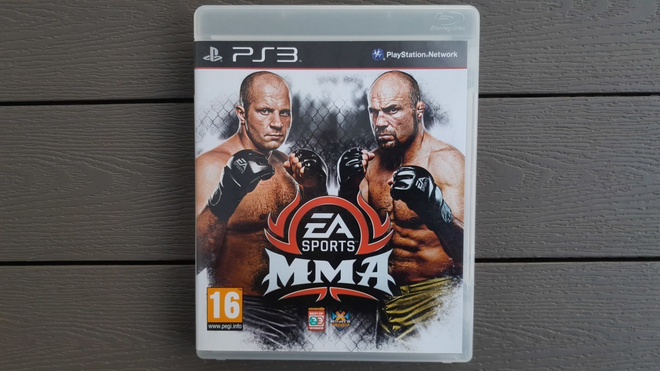 PS3: EA Sports MMA peli (2010)