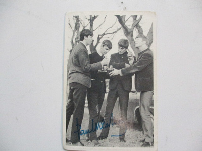 JENKKI HELLAS BEATLES N:O 45