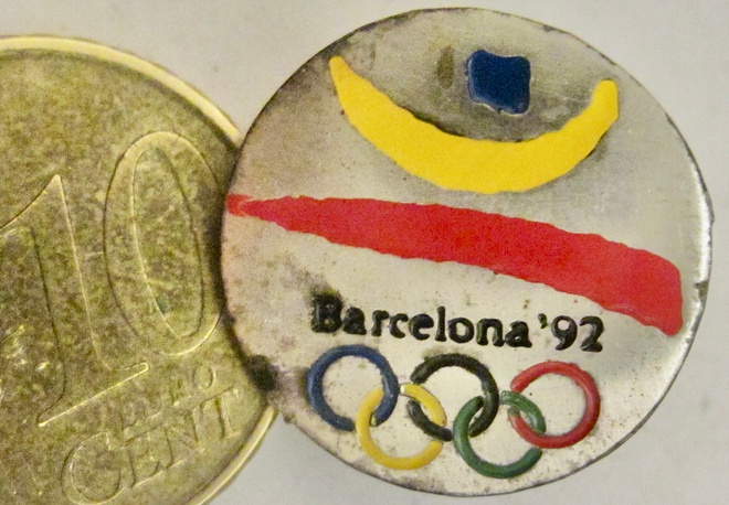 VANHA Merkki Olympia 1992 Barcelona Espanja Messinkiä