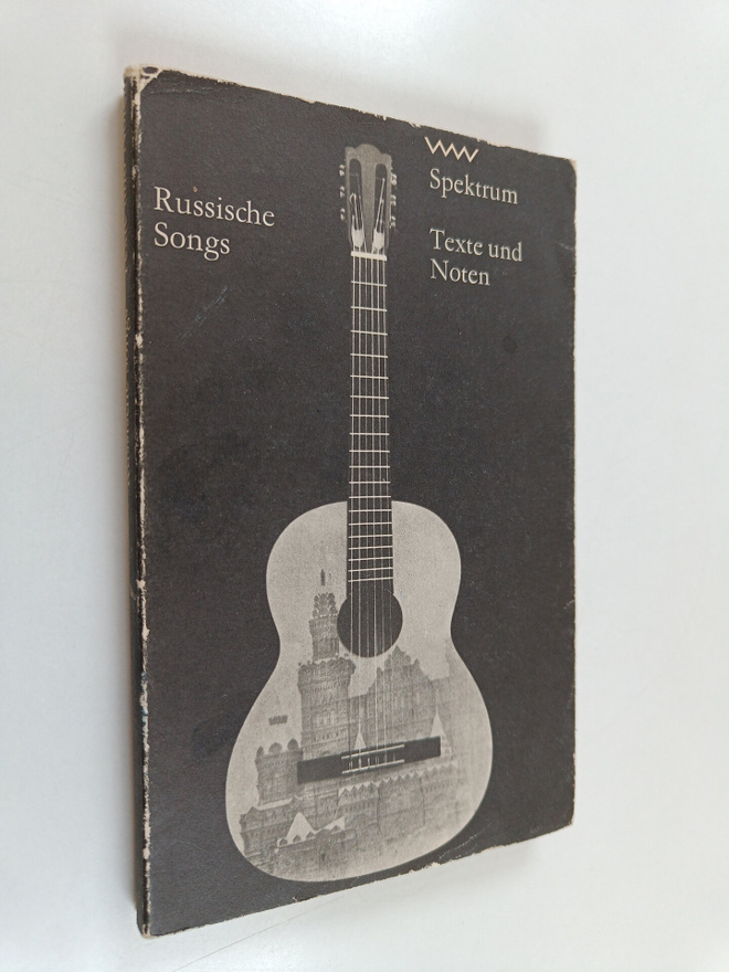 Russische songs : Texte und noten