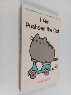 Claire Belton : I am Pusheen the cat
