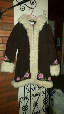 H & M: LASTEN RUSKEA TALVITAKKI K. 152 CM.