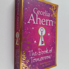 Cecelia Ahern : The book of tomorrow - pikkukuva 1