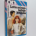 Solveig Widholm : Lotta sairaanhoitajakoulussa - pikkukuva 1