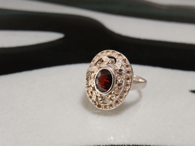 Upea Vintage Hopea Granaatit kivi sormus 925