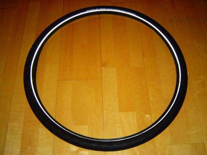 RENGAS SCHWALBE 28" DELTA CRUISER PLUS 47-622 * PISTOSUOJAUS