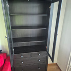IKEA HEMNES vitriinikaappi, mustanruskea - pikkukuva 3