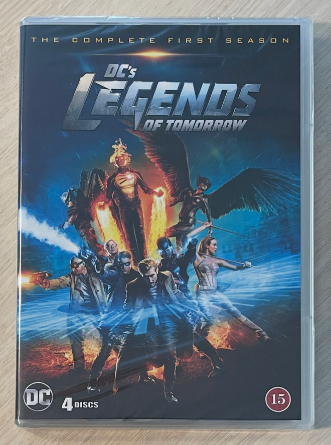 DC Comicsin LEGENDS OF TOMORROW: Kausi 1 (2016) 4DVD (UUSI)