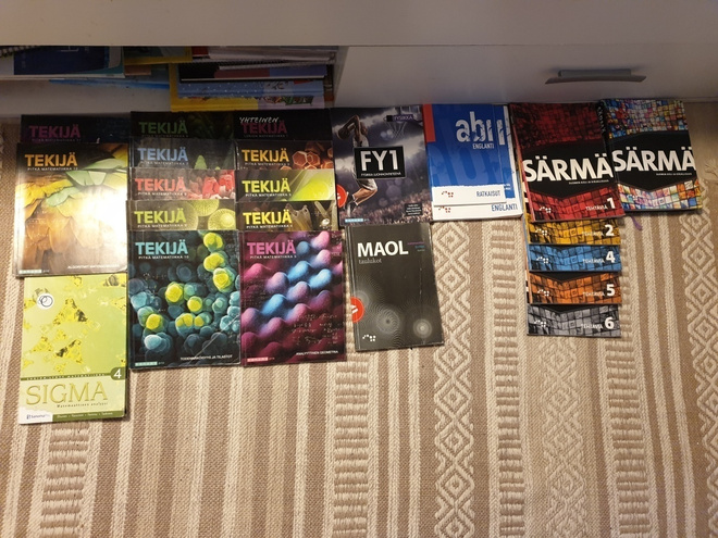 LOPS 2016 Lukiokirjoja Pitkä Matikka / Äikkä / Fyssa