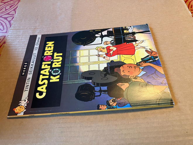 TINTIN SEIKKAILUT 13 CASTAFIOREN KORUT HYVÄ
