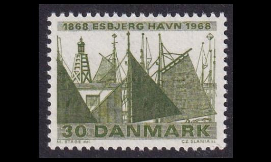 Tanska 467 ** Esbjergin satama 100v (1968)