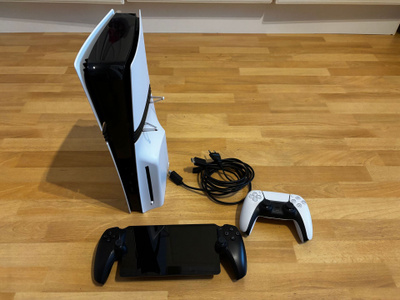 PS5 Pro 2 Tt + levyasema + musta PlayStation Portal + säädin