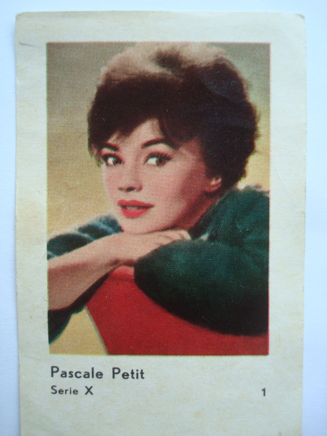 Purkkakuvat Hellas: Serie X 1, Pascale Petit