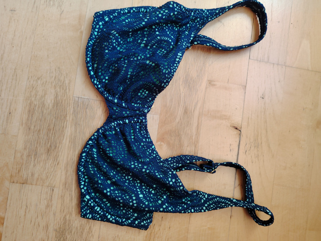 Bikini yläosa c85