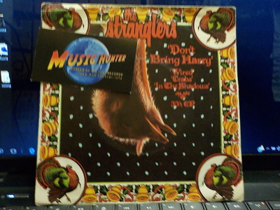 STRANGLERS - DONT BRING HARRY EX+/EX-7" UK