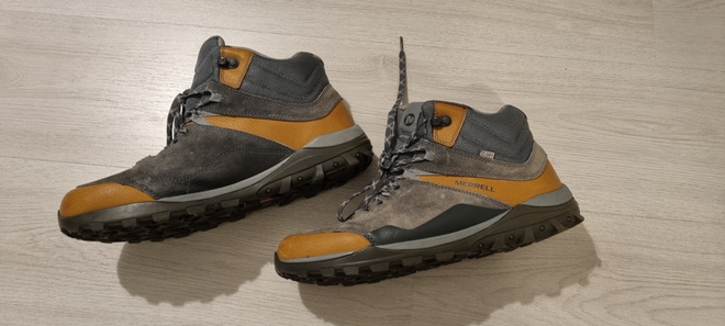 MERRELL Jalkineet,koko 46,kerran käytetty