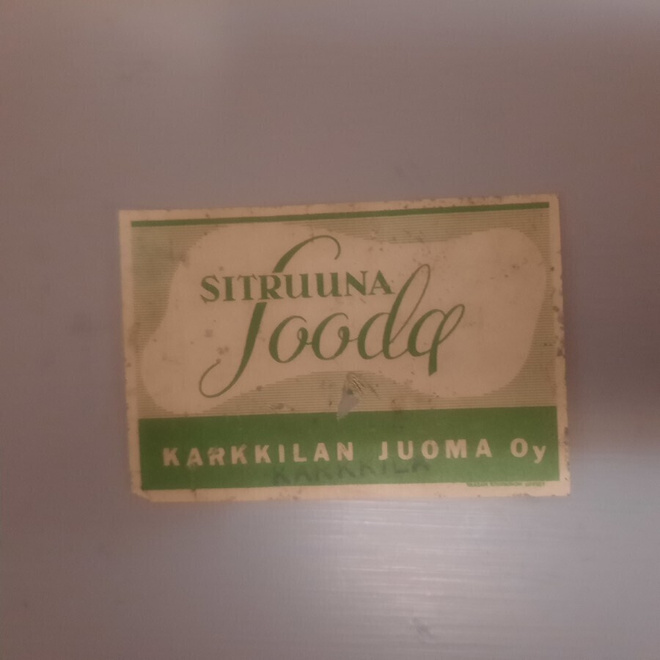 etiketti Karkkilan juoma, sitruunasooda