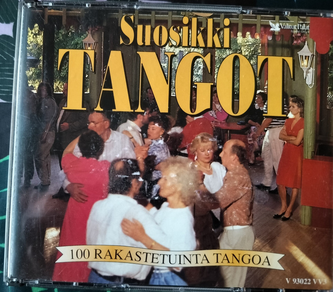 SUOSIKKITANGOT-100 RAKASTETUINTA TANGOA-5CD,VALITUT PALAT