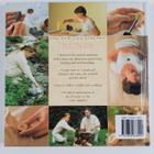 Terry Hewitt ym. : Runes : Using runes for divination, pr... - pikkukuva 2